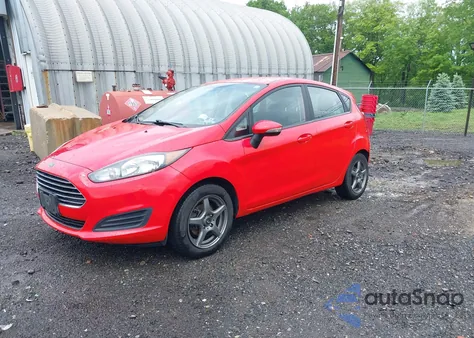 2015 Ford Fiesta Se z USA, uszkodzony, nr VIN 3FADP4EE6FM215869